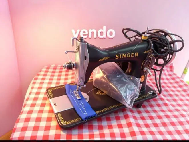Vendo MAQUINA de COSTURA retrô.