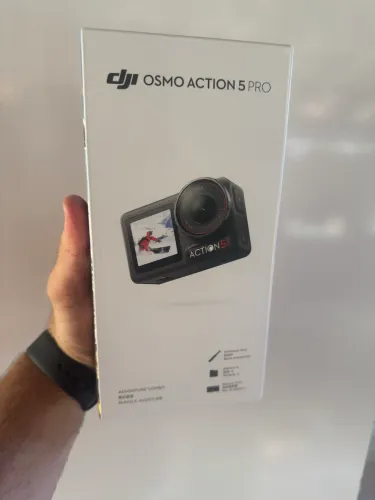 Câmera de Ação DJI Osmo Action 5 Pro Adventure Combo BR - DJI213