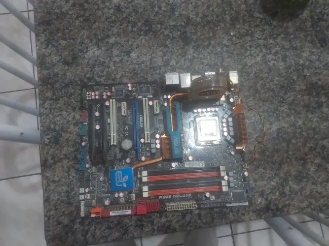 ? ASUS P5Q3 DELUXE + Core 2 Quad | Placa-Mãe TOP LGA 775 DDR3 RARA ?