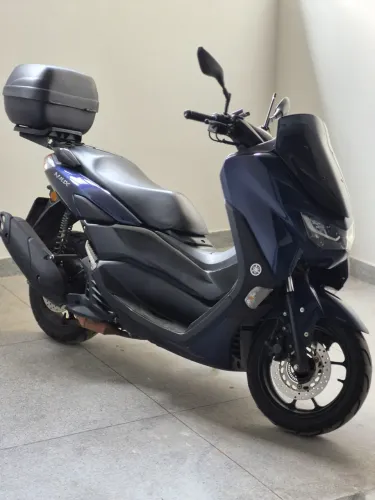 Vendo n max toda completinha com apenas 16000 km rodados.