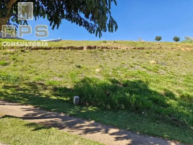 Terreno de 725,11m² no Condomínio Itaporã em Atibaia, vista panorâmica, infra estrutura de