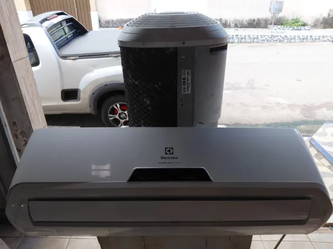 ar-condicionado electrolux 9000btus inverter instalado