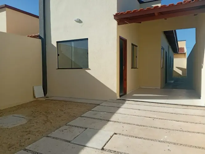Excelente Casa Plana no Bairro Alto Estrela - Horizonte/ CE
