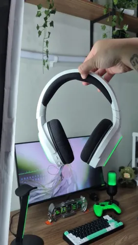 Headset Gamer Sem Fio Razer Barracuda X Chroma, Branco