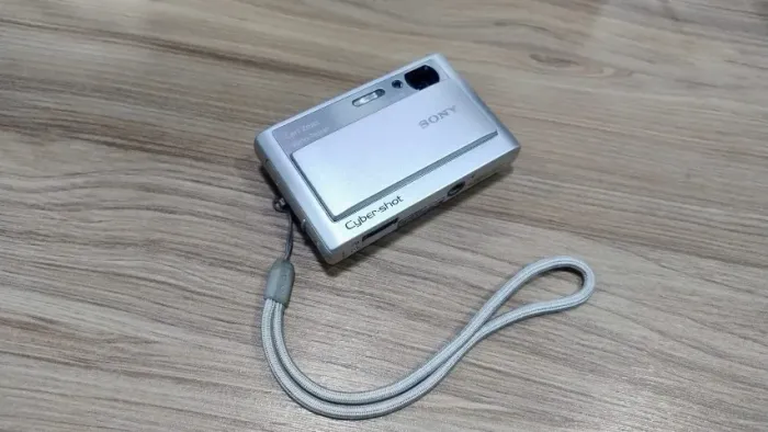 Sony DSC-T20