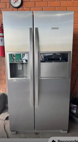 Geladeira Side by side