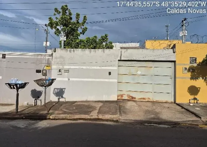 Oportunidade certa Casa no Parque Residencial Holliday, Caldas Novas - GO, Nº 193, 2 quar