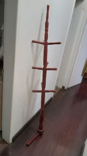 Suporte  para  pendurar  roupas  ou bolsas 