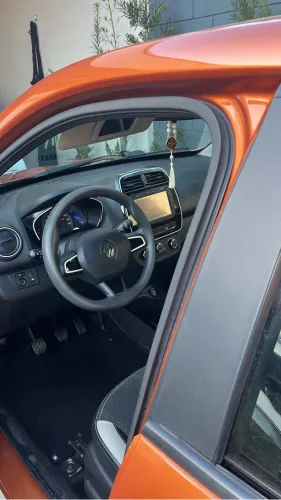 Renault Kwid Intense 1.0 Flex 12V 5P Mec. 2018