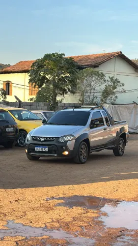 Fiat Strada Adventure 1.8/ 1.8 Locker Flex CE 2013