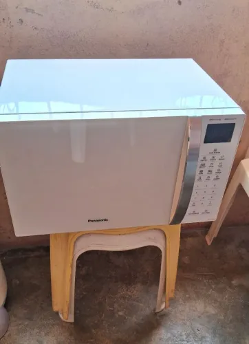 MICROONDAS SEMI NOVO