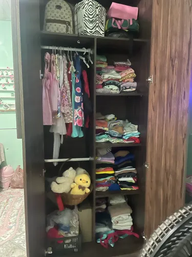 Guarda roupa 6 portas