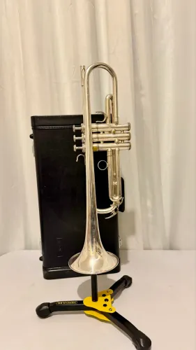 Trompete Yamaha YTR 6320s prata original 