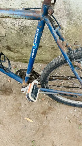Bicicleta antiga konnor
