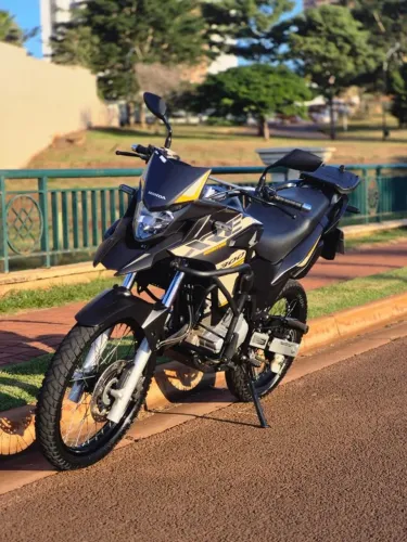 XRE 300 ADVENTURE 2022 BAIXO KM