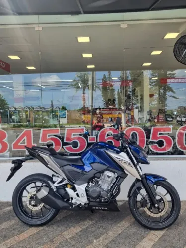 CB 300f Twister ABS