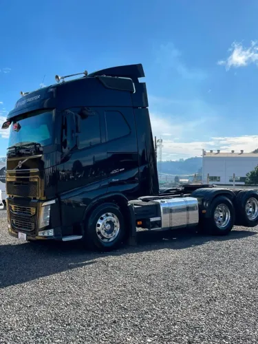 VOLVO FH 460 6X2 GLOBETROTER