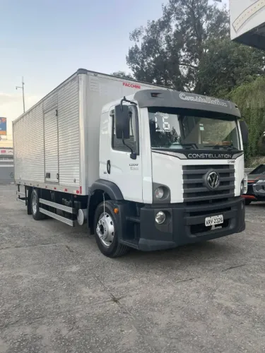 VW 13.190 ANO 2015/2016 EQUIP. COM BAÚ