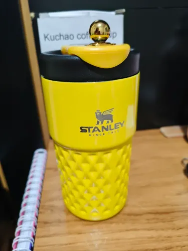 COPO TÉRMICO AMARELO ? NOVO NA CAIXA