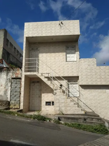 Excelente casal para alugar de frente para rua