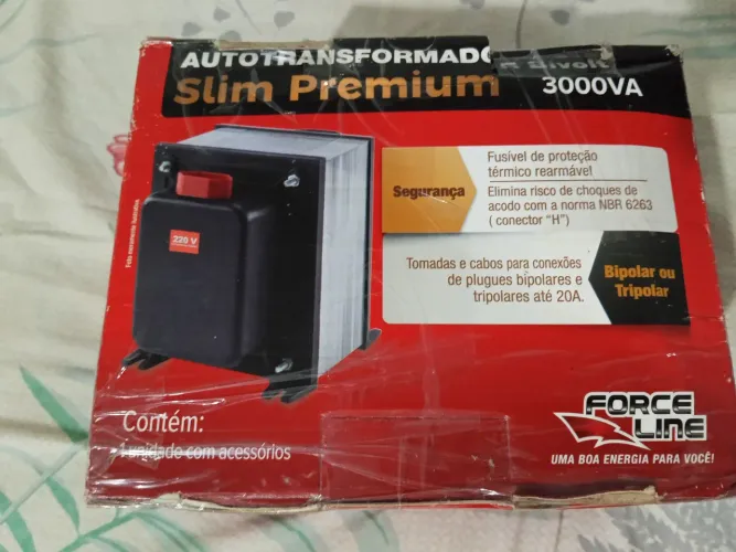 Auto transformador slim Premium bivolt 3000VA