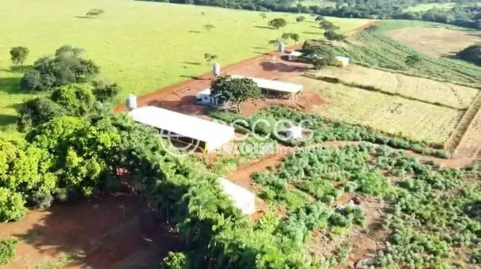Chácara à venda, Fazenda Bonanza - PRATA/MG