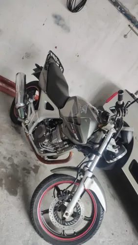 CBX Twister 250