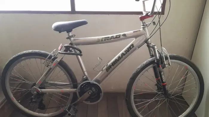 Bicicleta aluminio, 24 velocidades