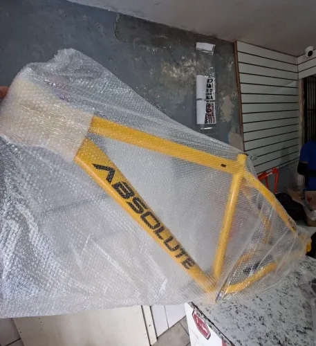 Quadro absolute nero 5 novo zerado. Tamanho 19