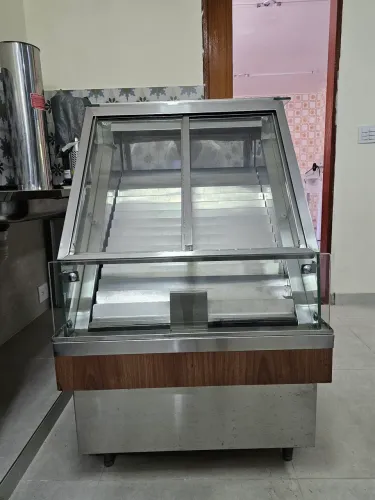 Vitrine com degraus