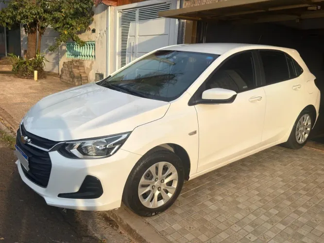 Chevrolet Onix Hatch LT 1.0 12V Flex Mec. 4P 2020