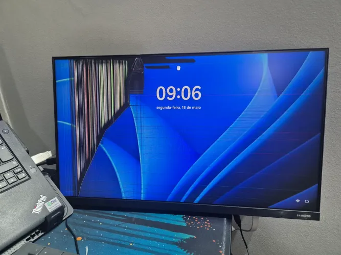 Monitor Samsung T350 - defeito