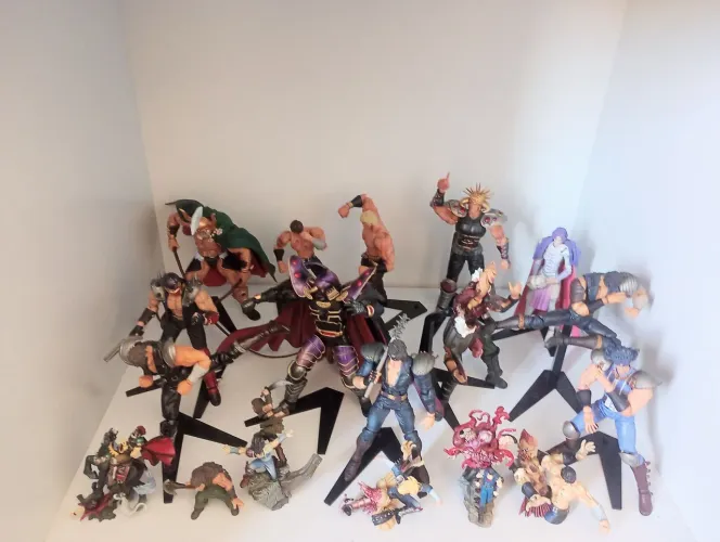 Lote Hokuto no Ken Revoltech Kaiyodo - Fist of the north star Figure Kenshiro