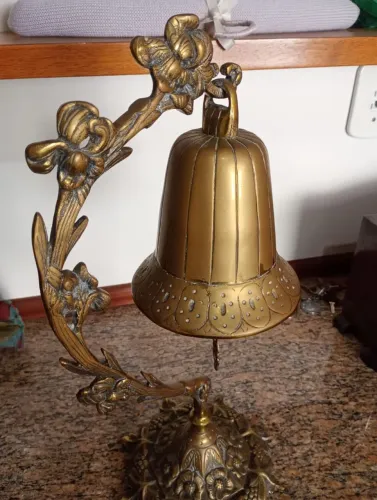 Par de Sinos Art Nouveau Bronze