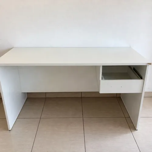 MESA DE ESCRITÓRIO 