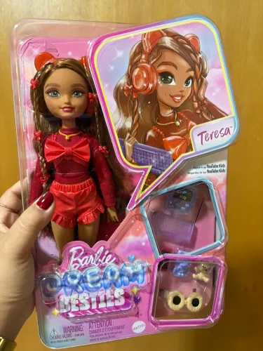 Boneca dream besties Tereza