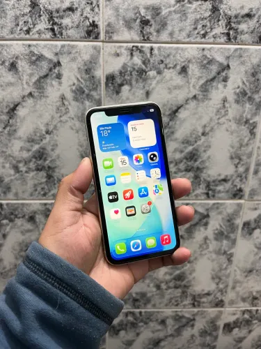 iPhone 11 - 64gb