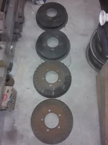 4 Tambores/Panelas de Freio Usados Originais Willys (Jeep/Rural/F-75)