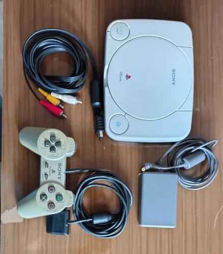 Playstation 1 funcionando tudo