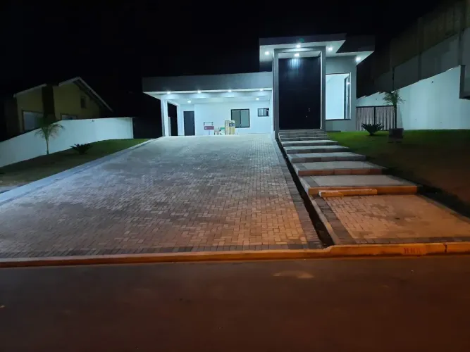 Casa em condomínio fechado ITU..
