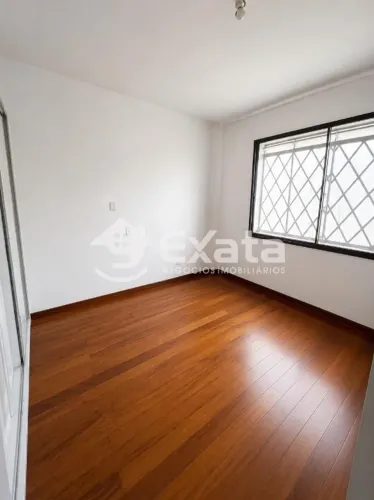 Casa térrea à venda 3 quartos 2 banheiros Vila Hortencia Zona Leste Sorocaba/SP
