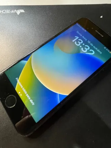 iPhone 8 64GB