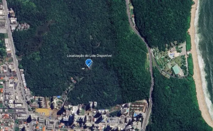 Terreno único em Balneário Camboriú, com casas! Oportunidade para negócio ou moradia