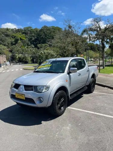 Mitsubishi L200 Triton HPE 3.2 CD TB Int.diesel AUT 2010