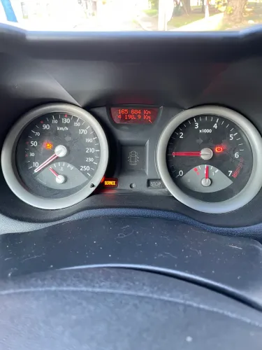 Renault Megane Sedan Dynamique Hi-flex 1.6 16V 2009