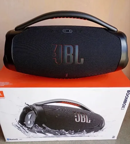 Boombox 3 novinha com nota fisca caixa bolsa