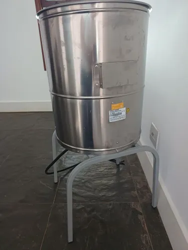 Fritadeira Industrial Elétrica Metvisa - Água e óleo