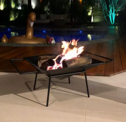 Fogo de Chão em Aço ? Lareira externa 