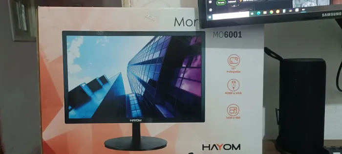 2 Monitores/Não vendo a unidade.