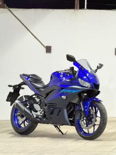 Yamaha R3